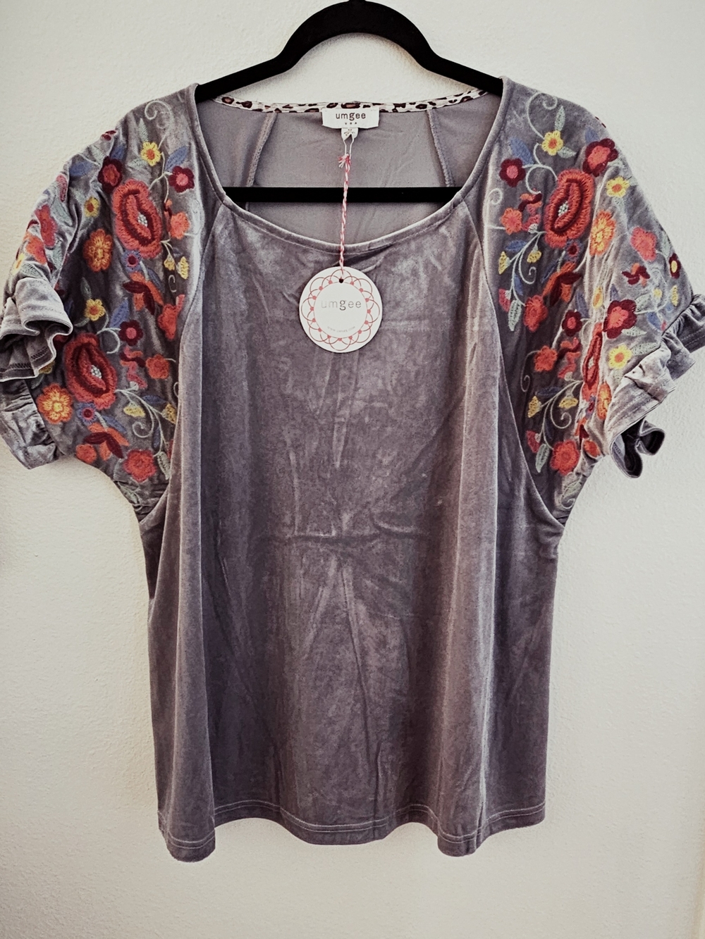 Umgee Gray Velvet Top with Embroidered Floral Sleeves NWT